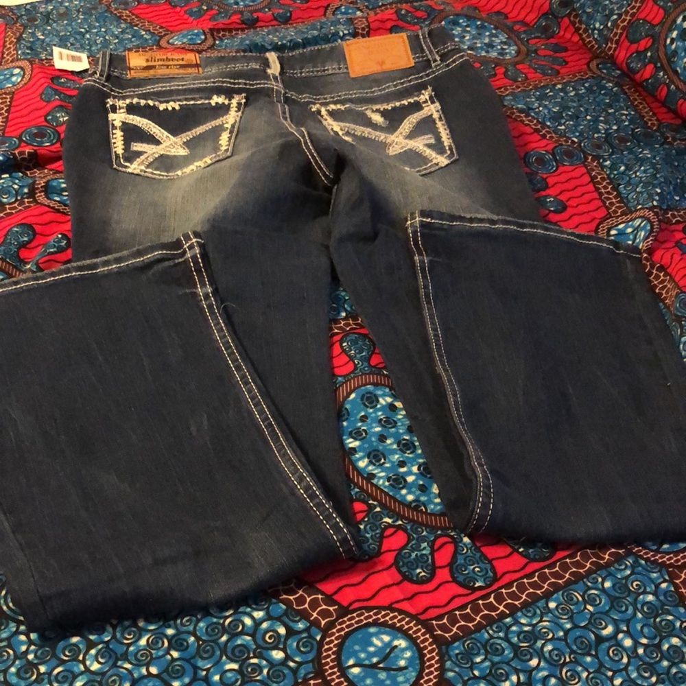Boot Cut Low Rise Jeans - Picture 2 of 5